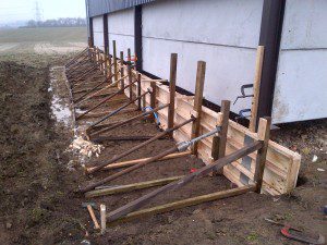 Side shuttering